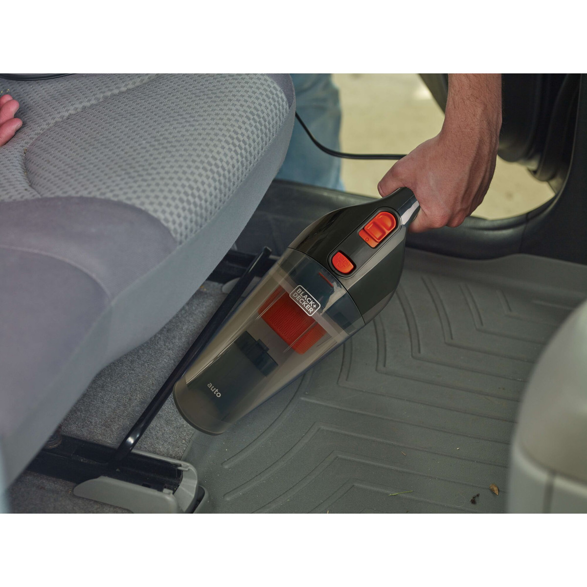 Aspirador de Automóveis 12V 370ML com 2 Acessórios Black+Decker — foto 5