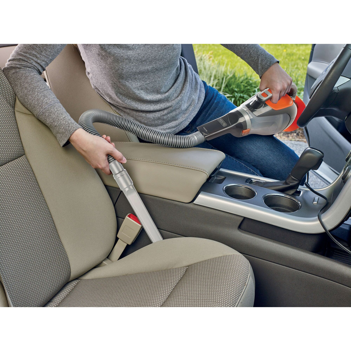 Aspirador de Automóveis 12V 610ML - Ação Ciclônica com 3 Acessórios e Bolsa Black+Decker — foto 2