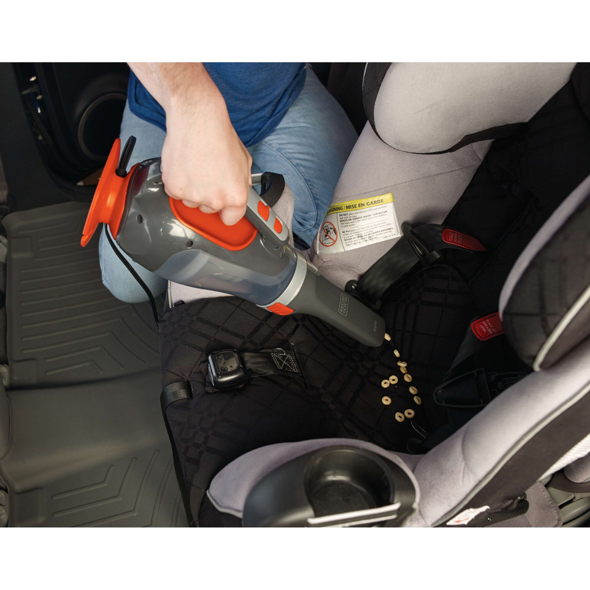 Aspirador de Automóveis 12V 610ML - Ação Ciclônica com 3 Acessórios e Bolsa Black+Decker — foto 3