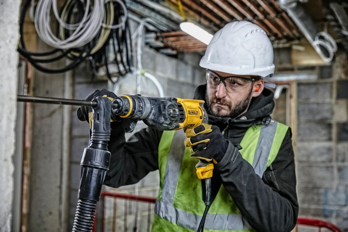 Martelete Perf/Romp SDS Plus 1" (26MM) 800W, 2,6J, Velocidade Variável Reversível, 3 Modos, 2,6KG, C/ Maleta e Mandril 1/2", 22 DeWalt — foto 4
