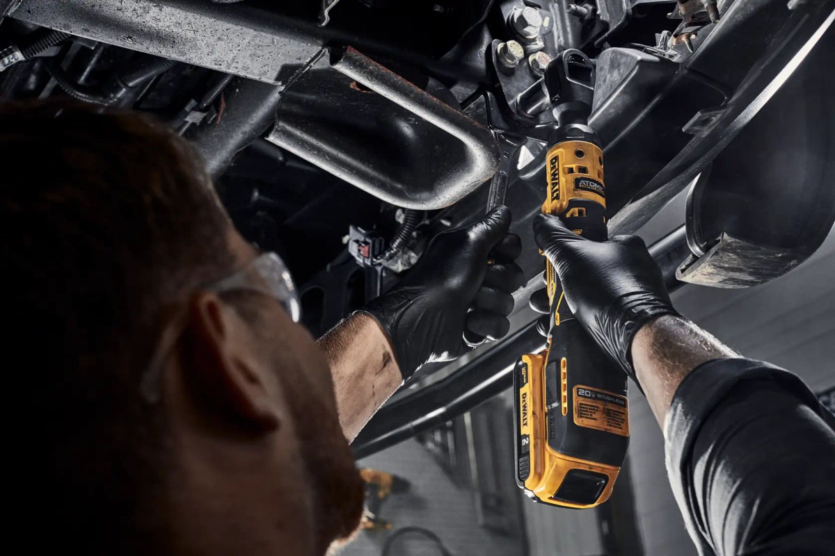 Chave de Catraca 1/2" (13MM) 20V MAX* Li-ion Brushless Atomic sem Bateria e Carregador DeWalt — foto 3