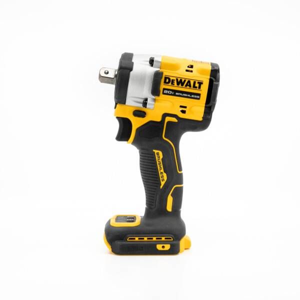 Chave de Impacto Atomic 1/2"(13MM) 20V MAX* Li-ion, Brushless 406NM sem Bateria e Carregador DeWalt