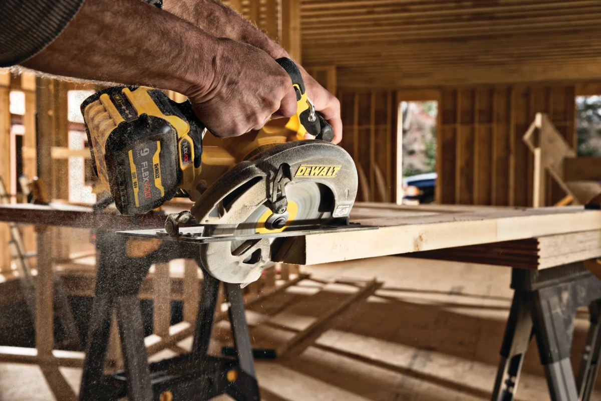 Serra Circular 7-1/4" (184MM) 60V MAX* Flexvolt Li-ion, sem Bateria e Carregador DeWalt — foto 4