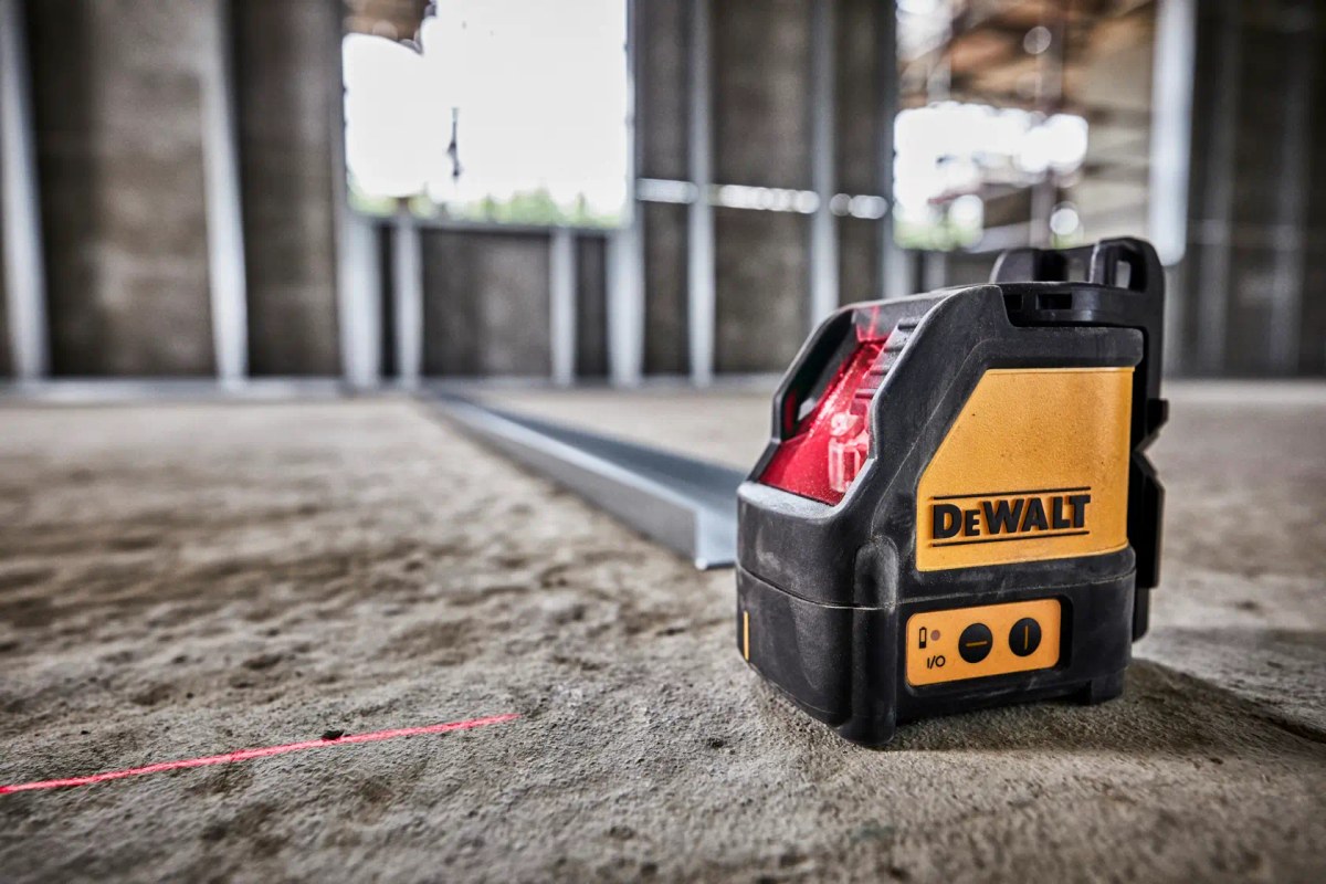 Nivel Laser Vermelho 2 Linhas 3 Pilhas Aa 15M DeWalt — foto 4