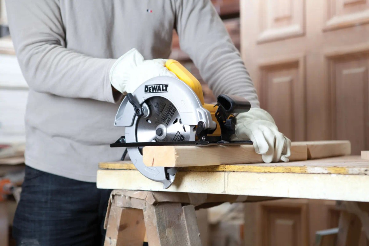 Serra Circular 7 1/4" (184MM) 1.400W, 5.500 RPM, C/ Disco Wídea 18D, 220V (nacional) DeWalt — foto 5